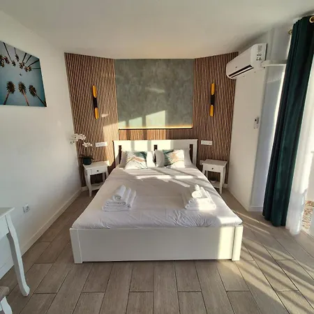 Palm Breeze - Americas * Playa de las Américas