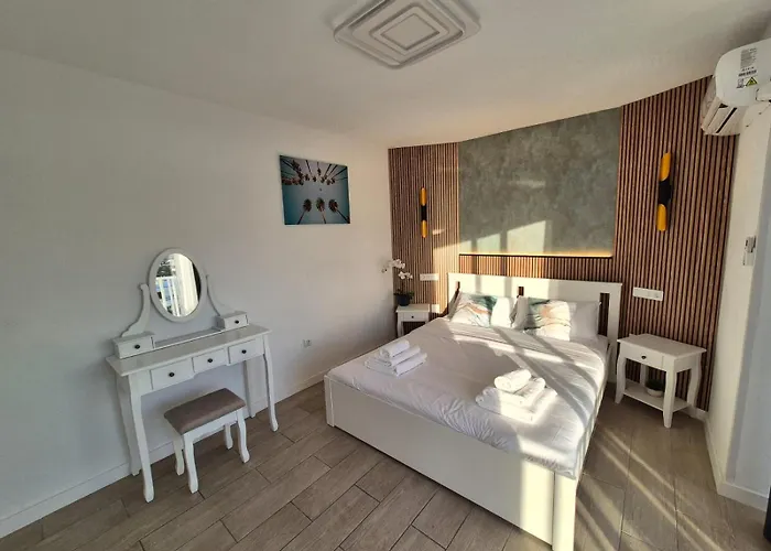 Daire Palm Breeze - Americas