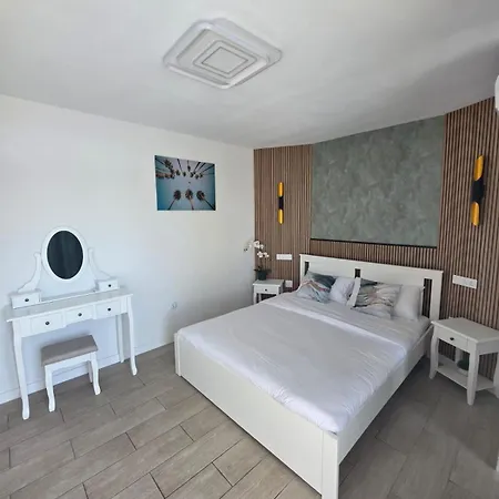 Apartment Palm Breeze - Americas